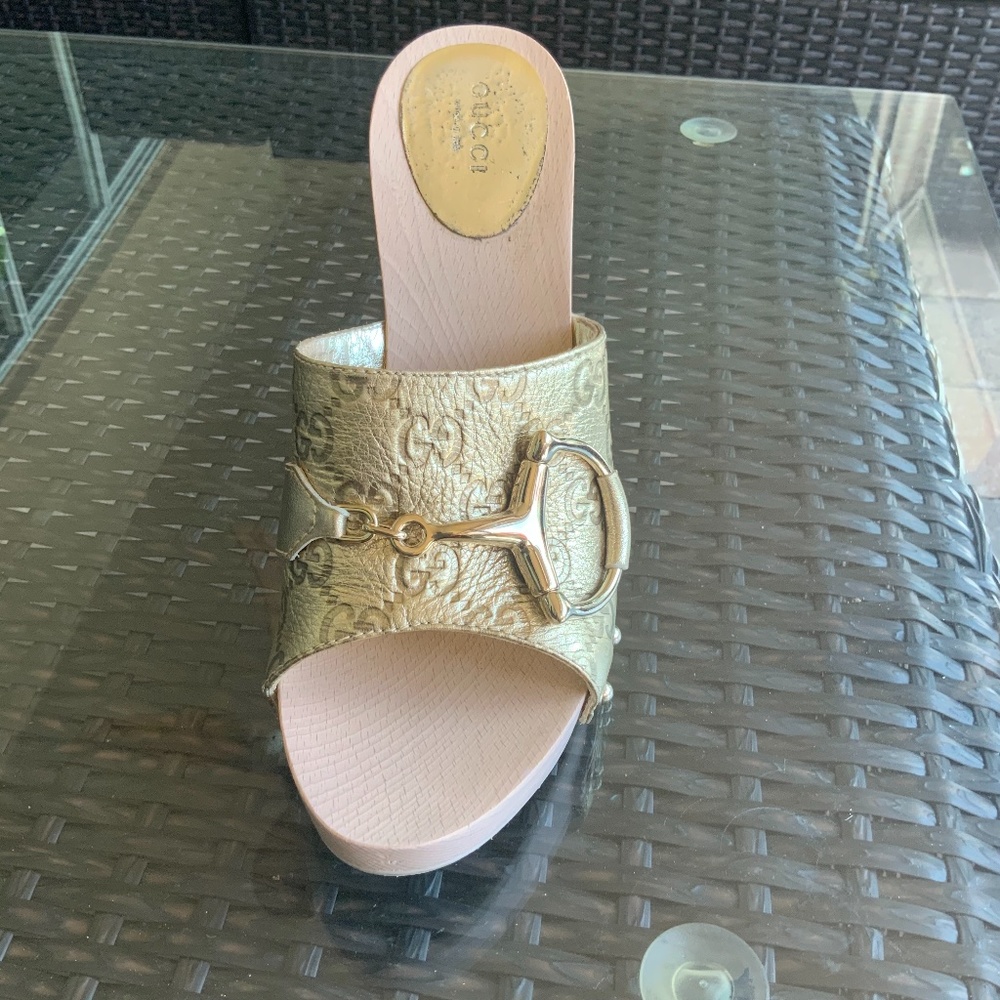 Gucci worn once size 81/2